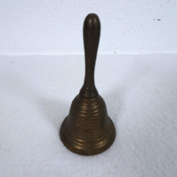 Vintage Solid Brass Hand Bell 4 Inches Great Patina Nice Ring Dinner Front Desk - Picture 3 of 7